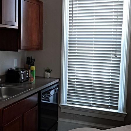 Beautiful Downstairs 1Bed 1Bth Charmer- Pet Friendly Michigan City Eksteriør bilde