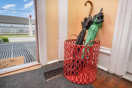 Beautiful Downstairs 1Bed 1Bth Charmer- Pet Friendly Michigan City Eksteriør bilde
