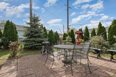 Beautiful Downstairs 1Bed 1Bth Charmer- Pet Friendly Michigan City Eksteriør bilde