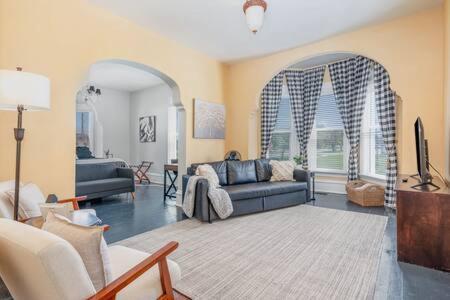 Beautiful Downstairs 1Bed 1Bth Charmer- Pet Friendly Michigan City Eksteriør bilde