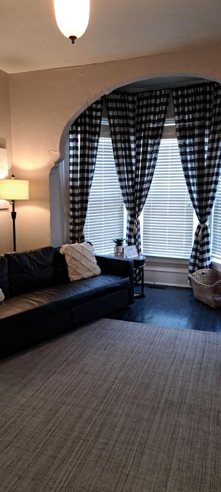 Beautiful Downstairs 1Bed 1Bth Charmer- Pet Friendly Michigan City Eksteriør bilde